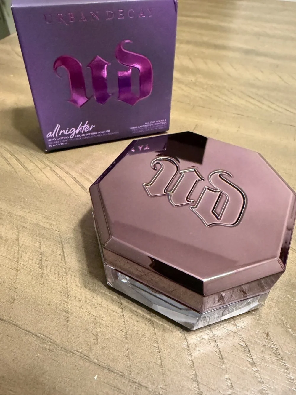 Urban Decay loose setting powder. Discontinued